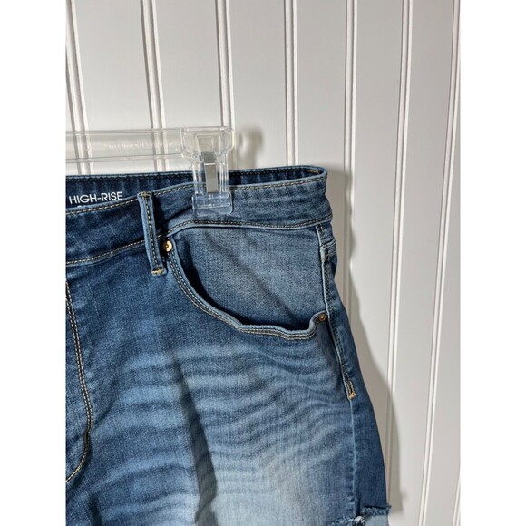 Levi's Blue Jean Shorts for Women - 16 - Picture 3 of 7